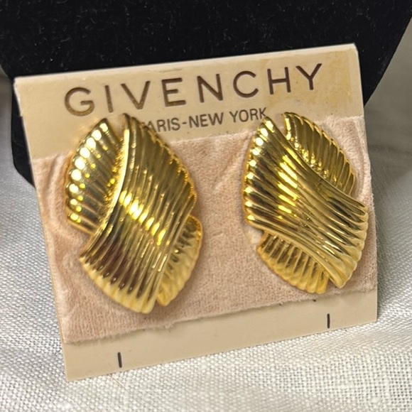 Vintage Givenchy Gold Chunky Clip On Earrings - Picture 2 of 5